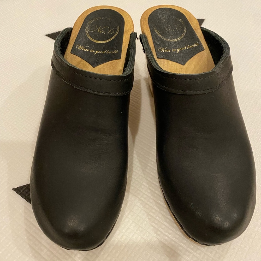 No. 6 old school clog on high heel